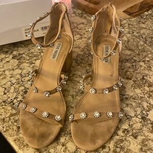 Steve Madden sandals Size 9